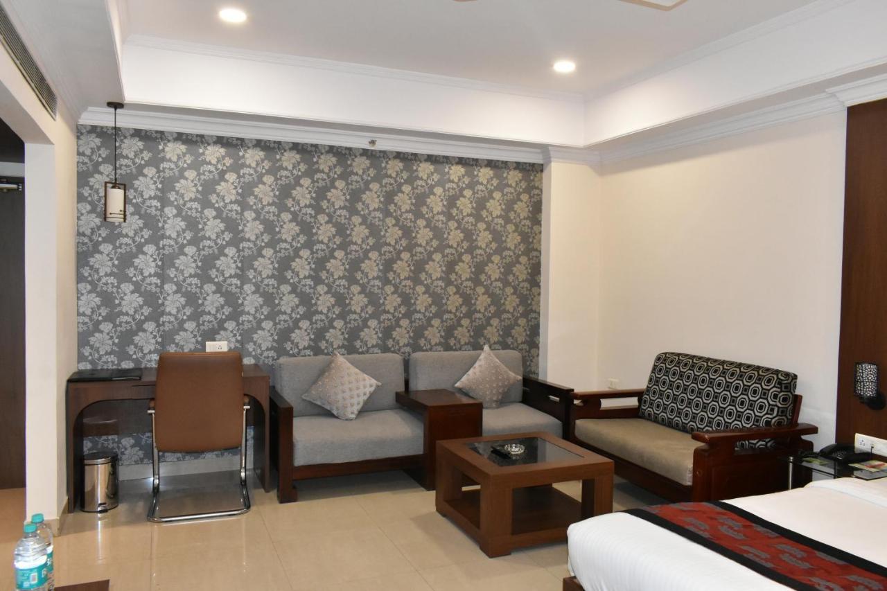 The Orchard Hotell Jharsuguda Exteriör bild