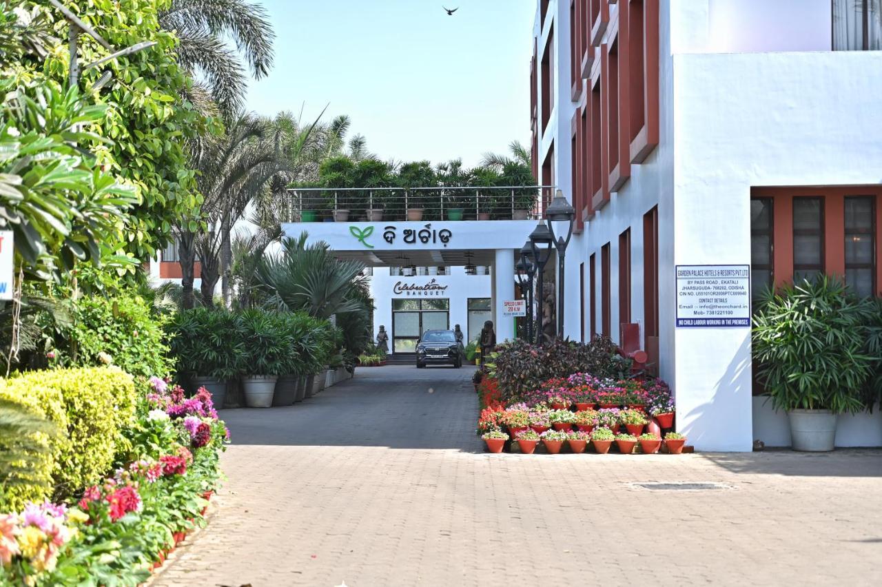 The Orchard Hotell Jharsuguda Exteriör bild