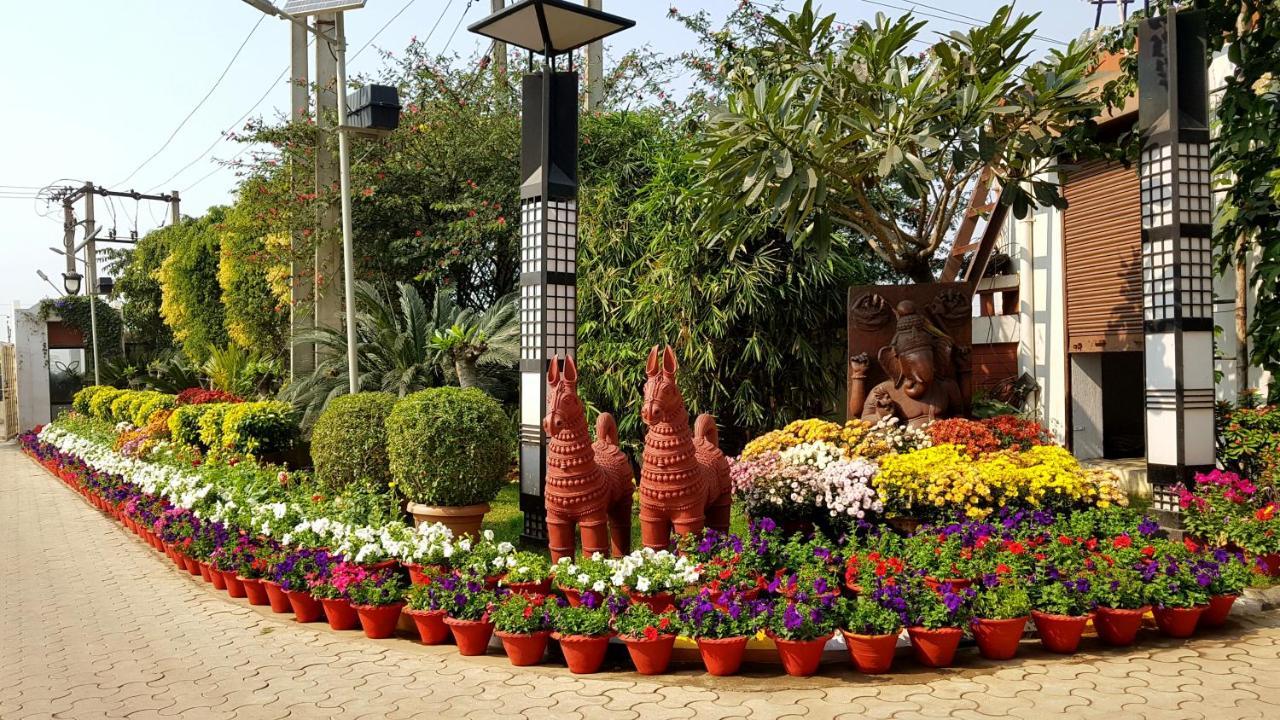 The Orchard Hotell Jharsuguda Exteriör bild