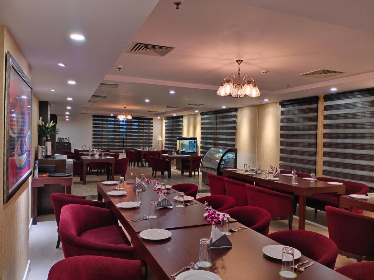 The Orchard Hotell Jharsuguda Exteriör bild