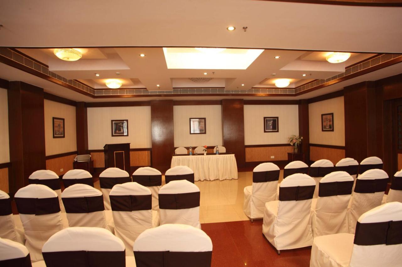 The Orchard Hotell Jharsuguda Exteriör bild